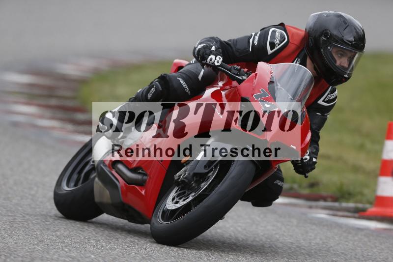 Archiv-2025/06 18.04.2025 Speer Racing ADR/Instruktorentraining/14
